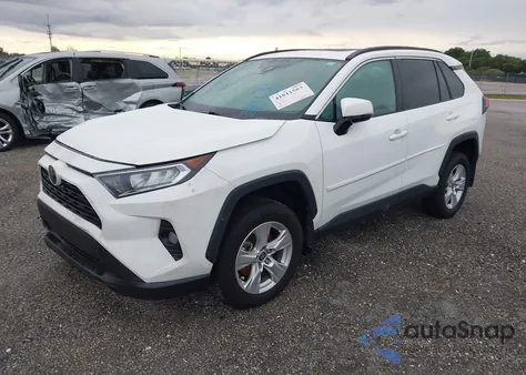 2021 Toyota Rav4 Xle из США, поврежденный, VIN 2T3W1RFV6MC133539